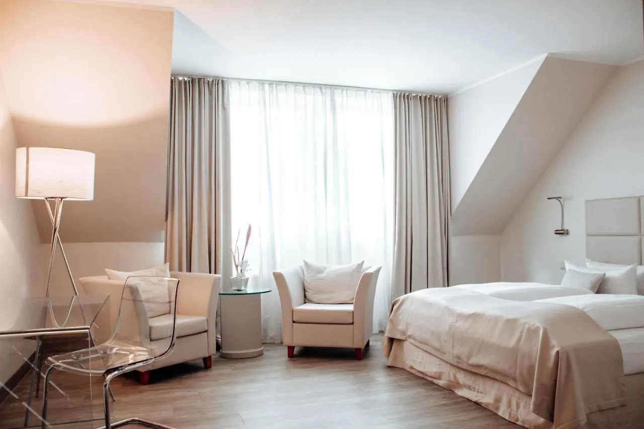 CLOSTERMANNS HOF Niederkassel Hotel